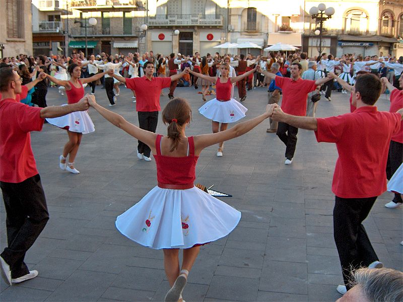 Sardanes